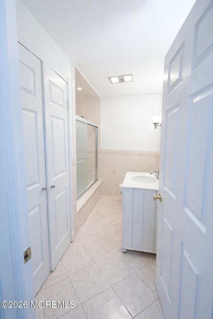 1111 Madison Avenue - Photo 12