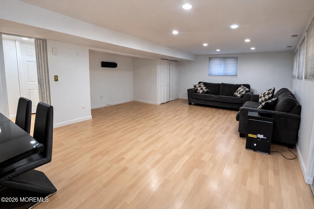 1111 Madison Avenue - Photo 14