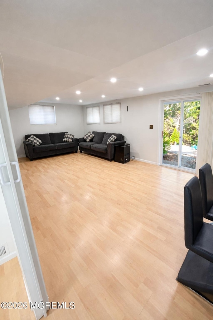 1111 Madison Avenue - Photo 9
