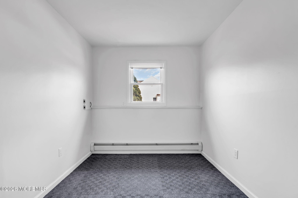 613 Champlain Street - Photo 16