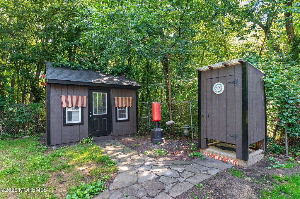 117 Mcdermott Road - Photo 18