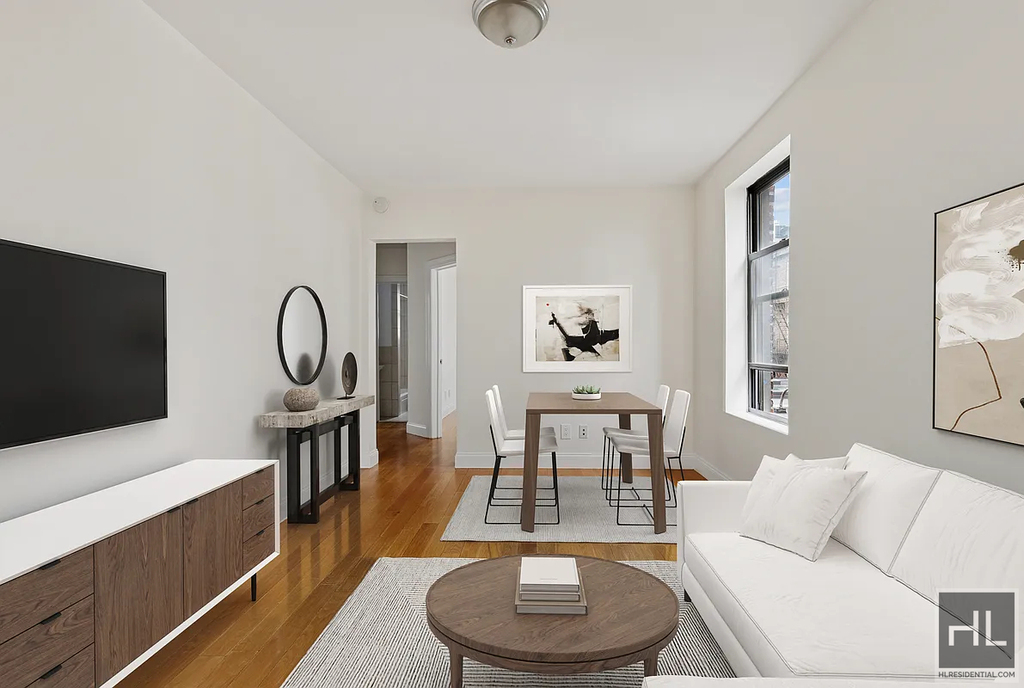 West 11th Street - Photo 1