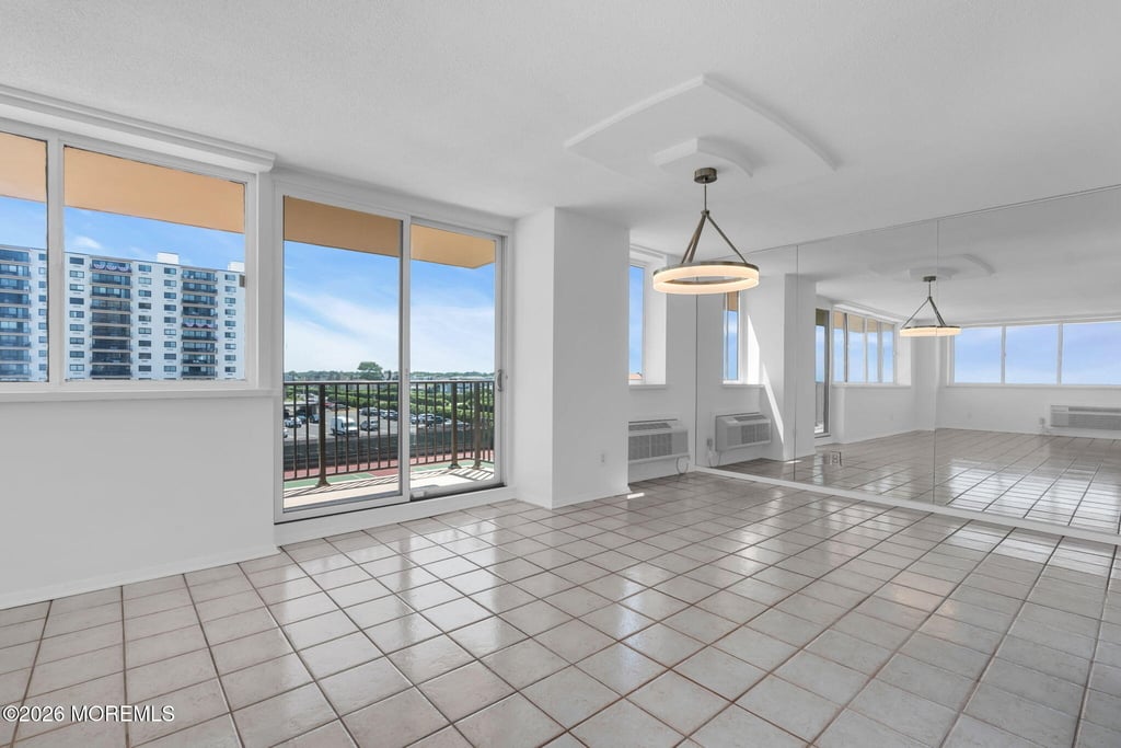 55 Ocean Avenue - Photo 2