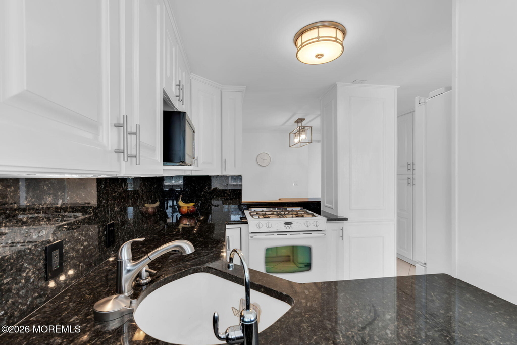 55 Ocean Avenue - Photo 15