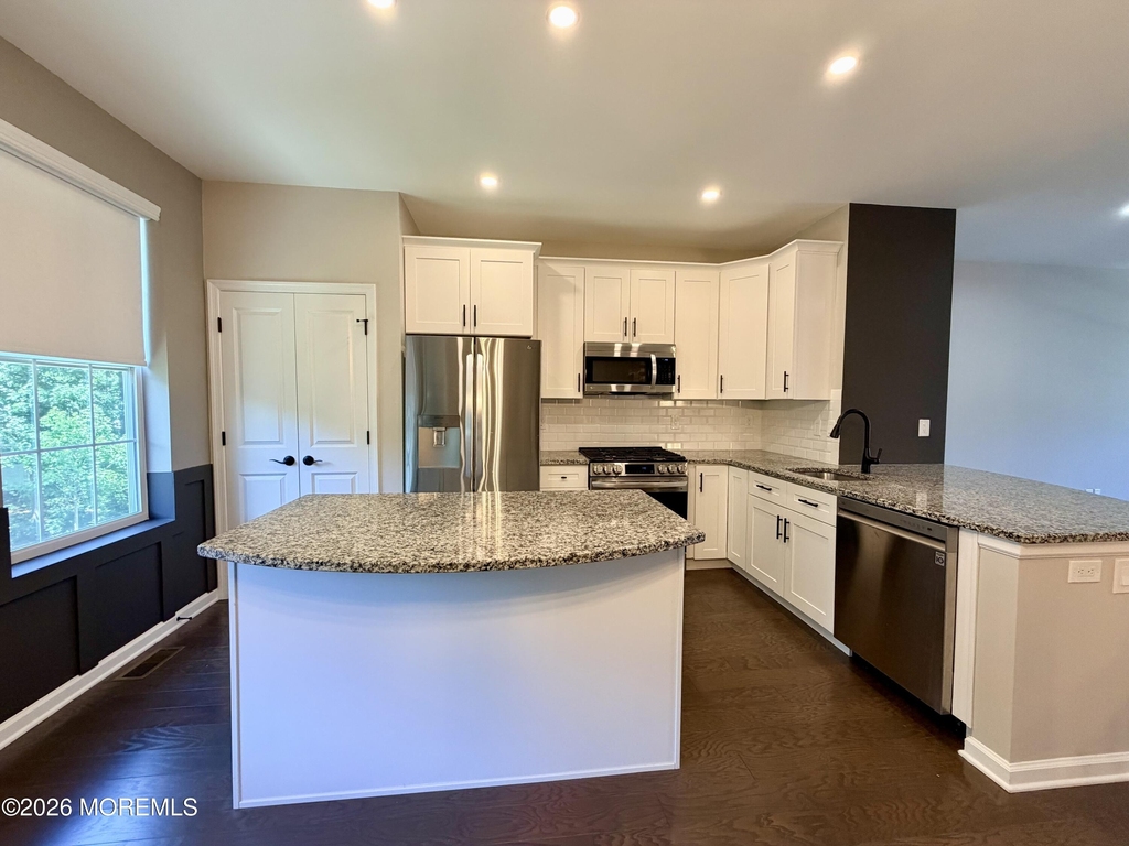 305 Spirit Way - Photo 11