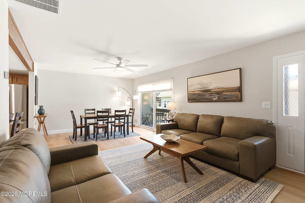525 Sw Central Avenue - Photo 4