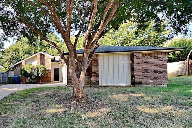 1319 Colony Court - Photo 0