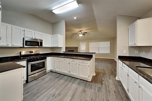 1319 Colony Court - Photo 3