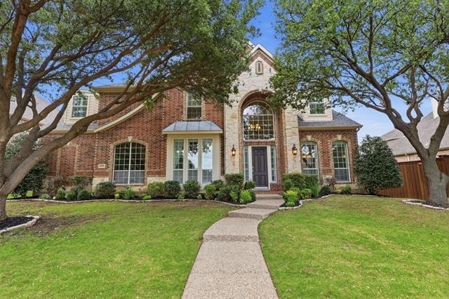1224 Crockett Drive - Photo 1