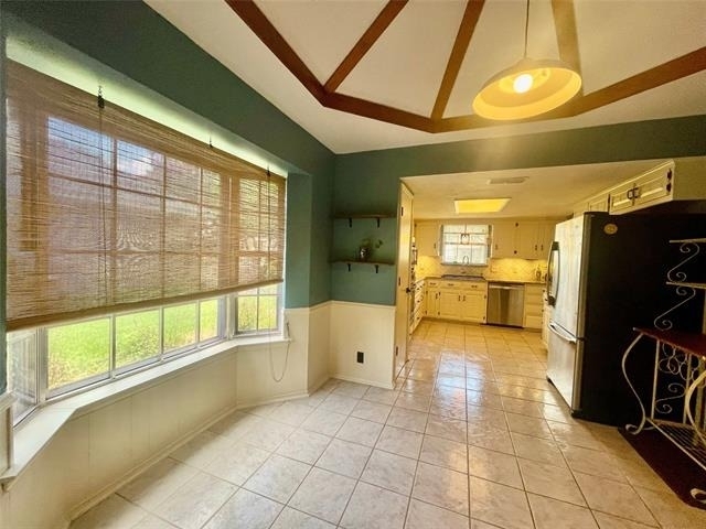 918 New Bedford Lane - Photo 2