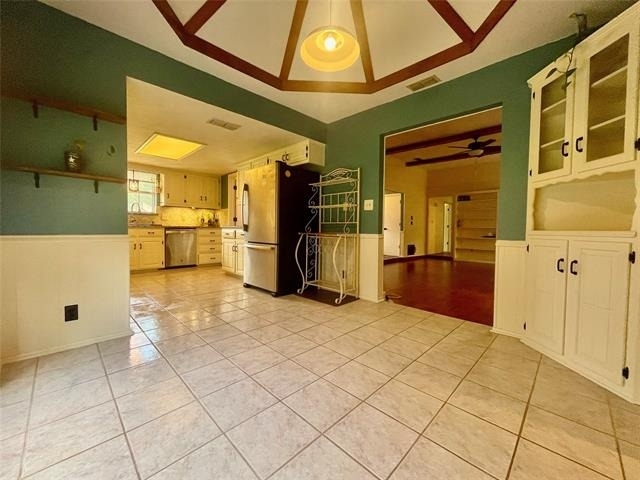 918 New Bedford Lane - Photo 3