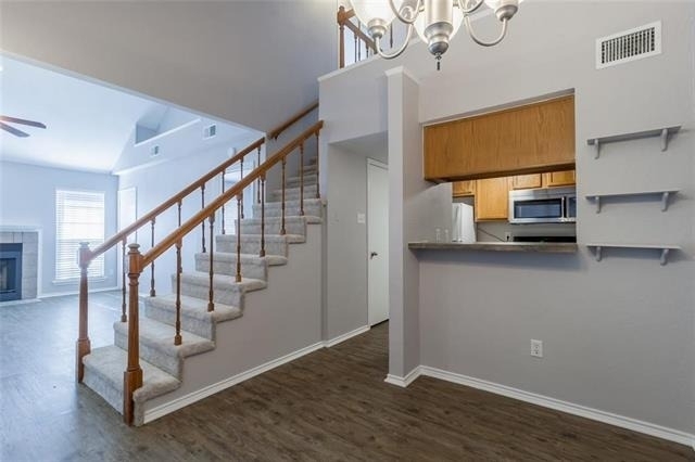 449 Harris Street - Photo 0