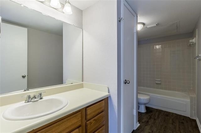 449 Harris Street - Photo 11