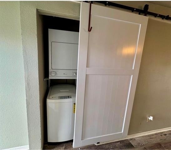 808 W Collins Street - Photo 11