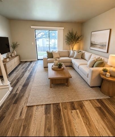 808 W Collins Street - Photo 0