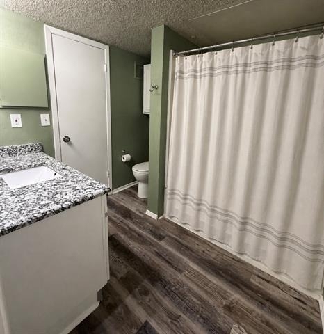 808 W Collins Street - Photo 7