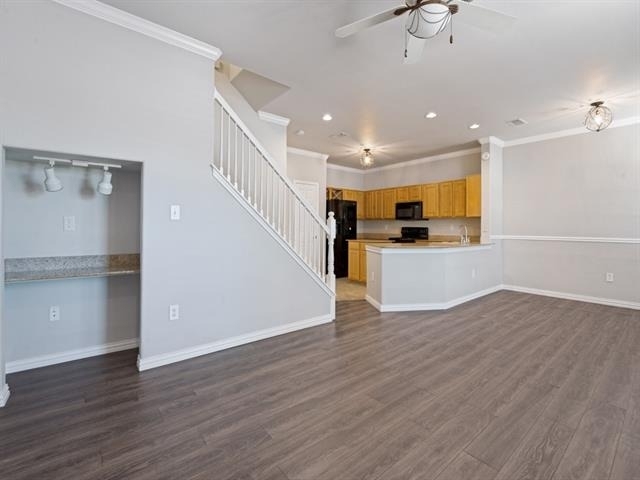 2800 Keller Springs Road - Photo 8