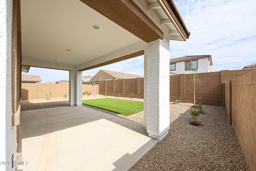14752 W Smoketree Drive - Photo 17