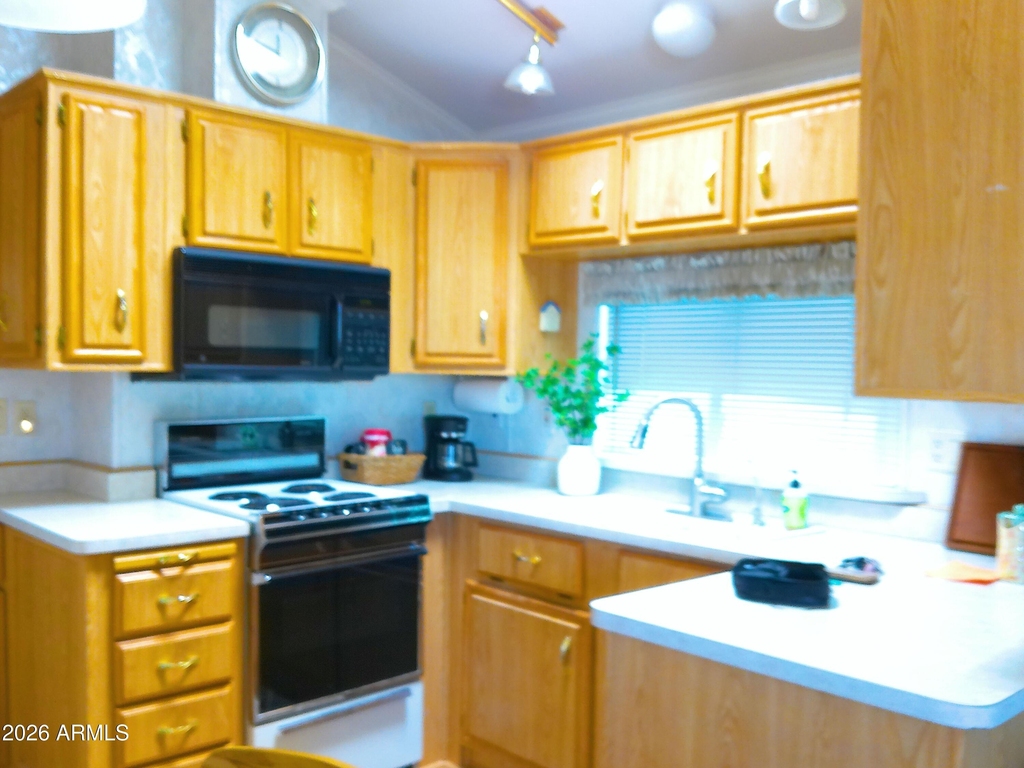 719 Emerald Drive - Photo 9