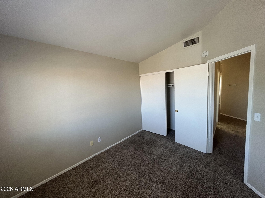 11322 W Alice Avenue - Photo 32