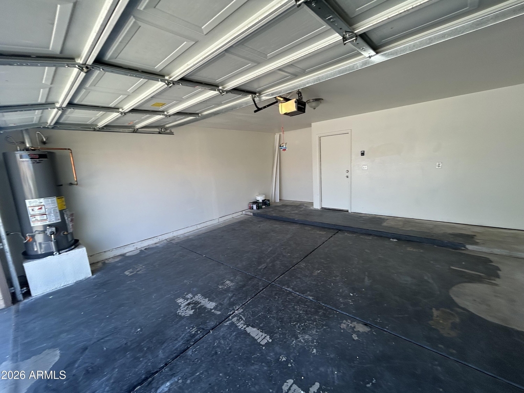 11322 W Alice Avenue - Photo 37