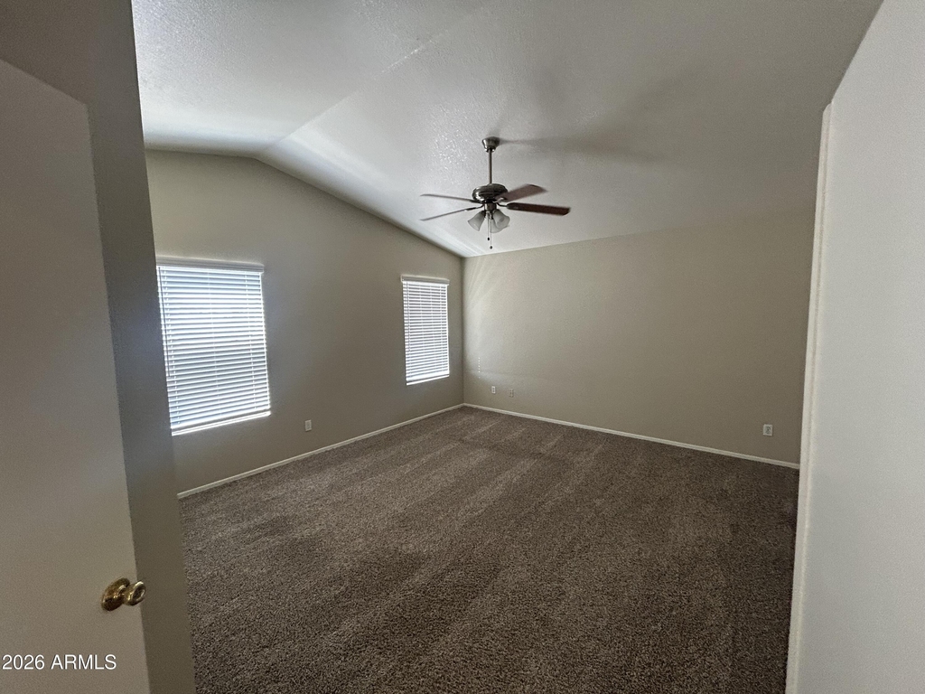 11322 W Alice Avenue - Photo 27