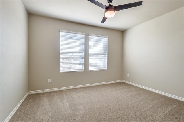 1933 Woodlawn Way - Photo 6
