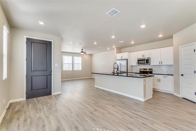 1933 Woodlawn Way - Photo 2