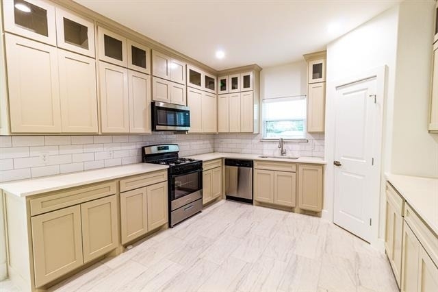 536 Highview Court - Photo 6