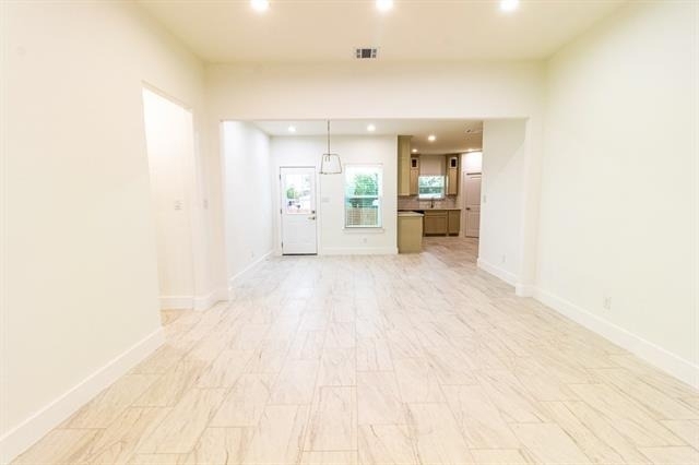 536 Highview Court - Photo 4