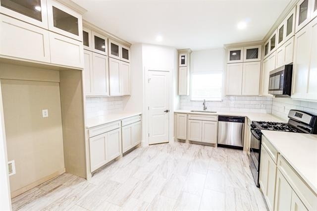 540 Highview Court - Photo 13