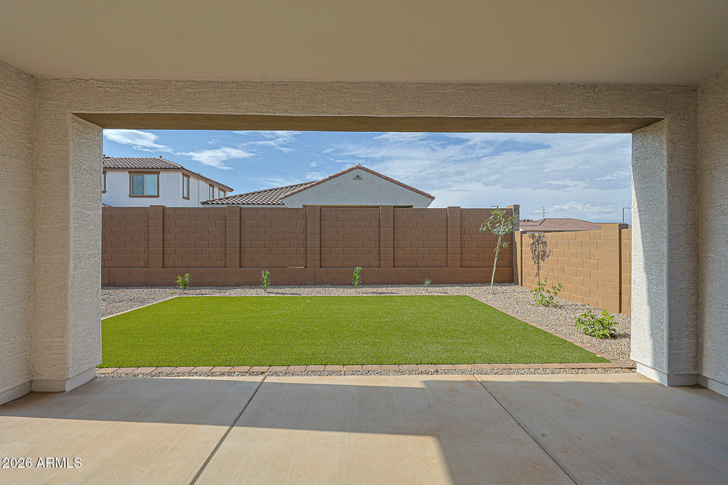 14746 W Smoketree Drive - Photo 19