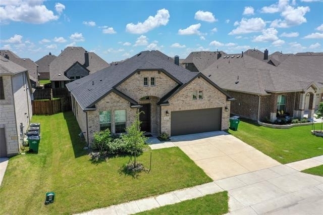 825 Allison Drive - Photo 2