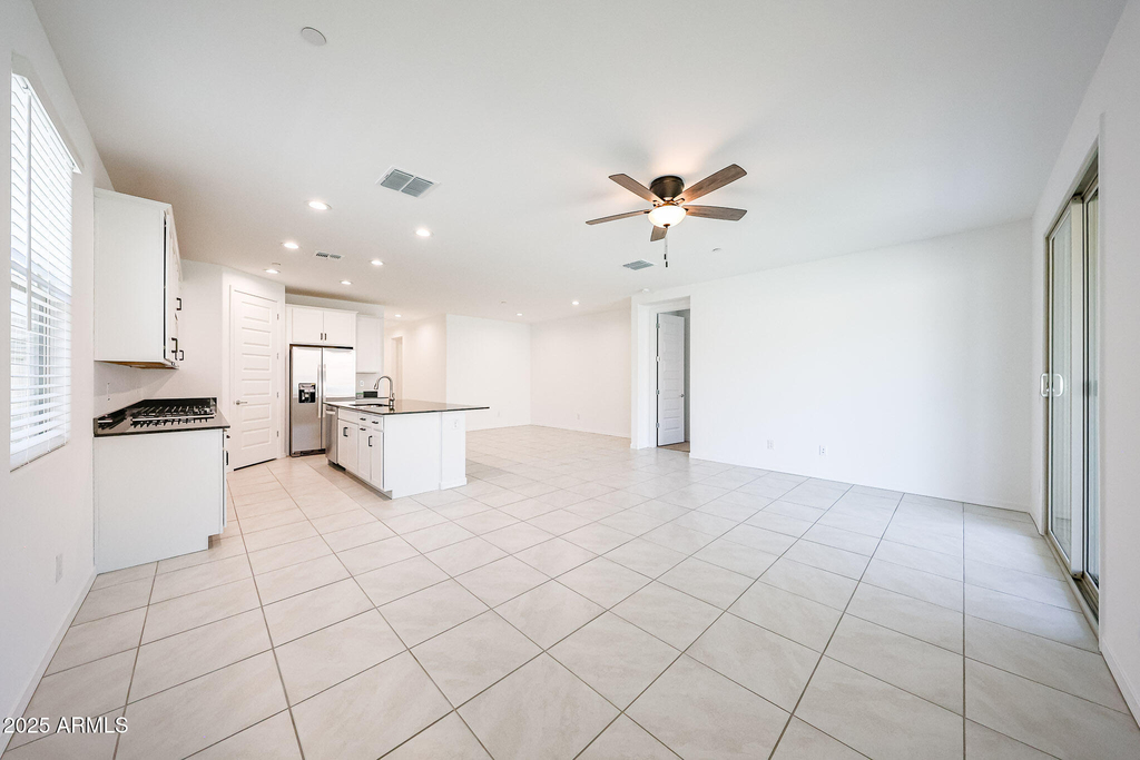 28500 N 134th Avenue - Photo 7