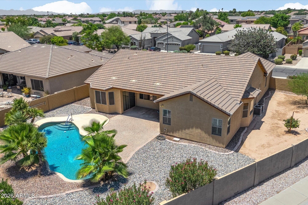 2619 E Hazeltine Way - Photo 30