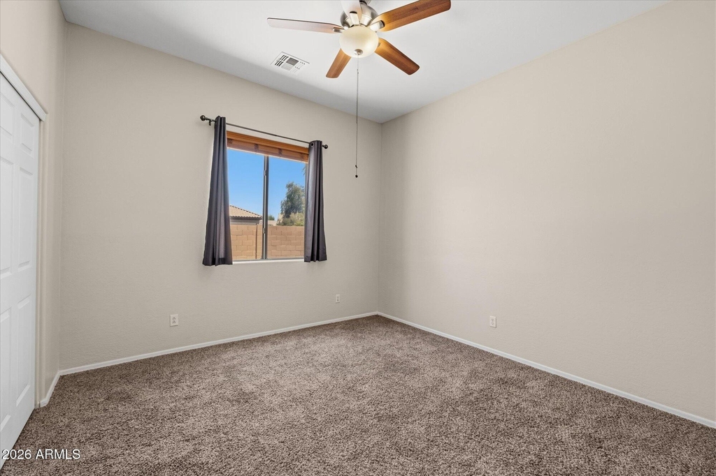 2619 E Hazeltine Way - Photo 20