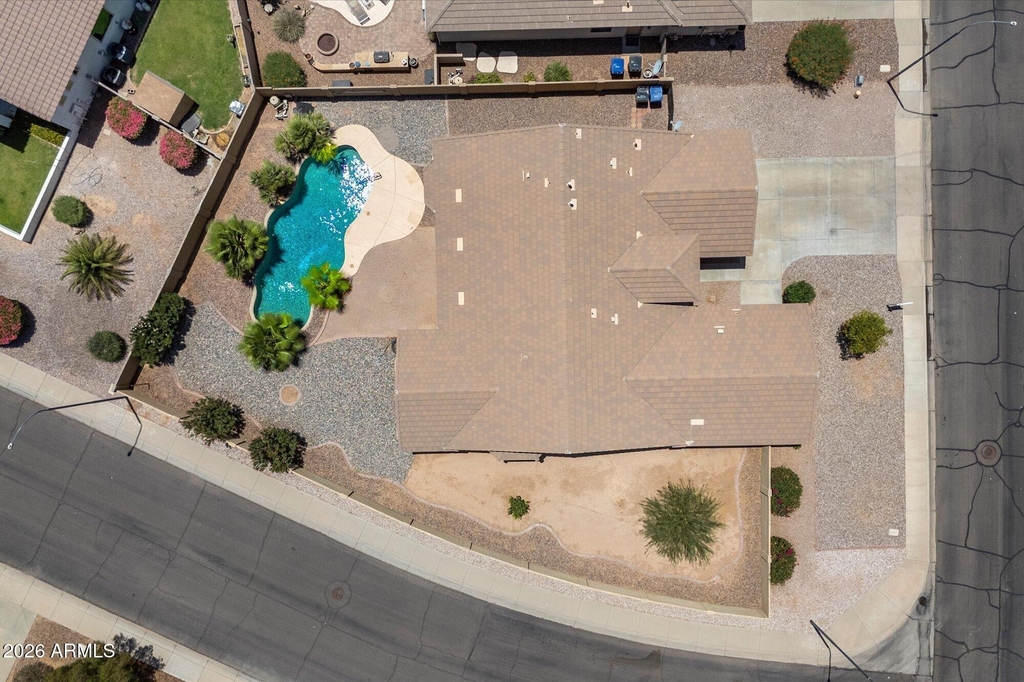 2619 E Hazeltine Way - Photo 34