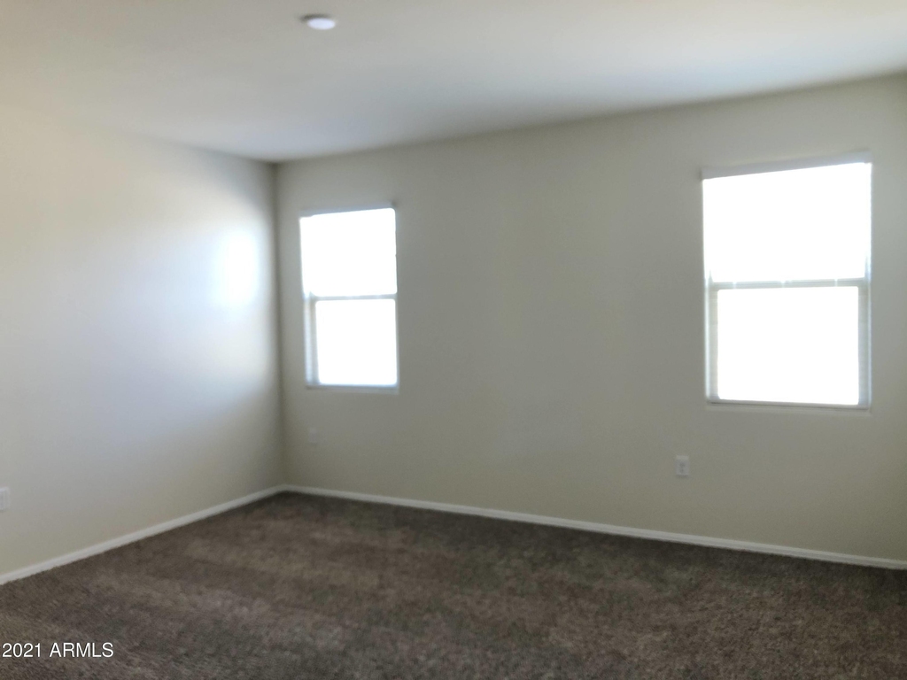 3702 N 307th Drive - Photo 11