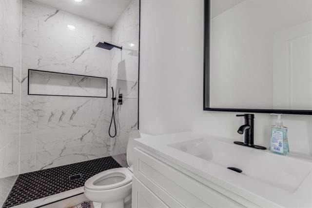 2214 Dyson Street - Photo 8