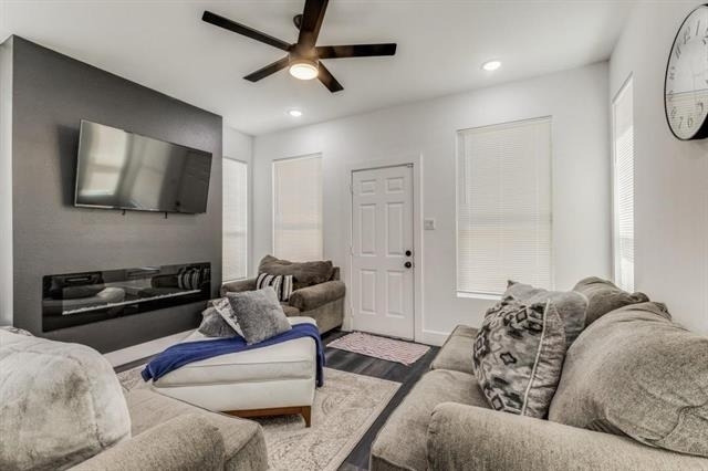 2214 Dyson Street - Photo 4