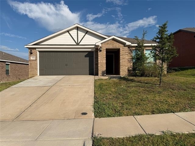740 Saratoga Drive - Photo 0