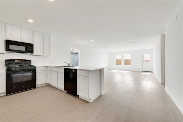 1271 Falcon Heights - Photo 4