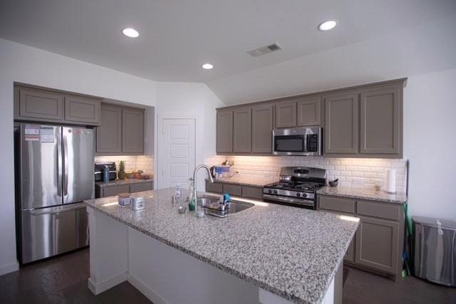 404 Barnstorm Drive - Photo 3