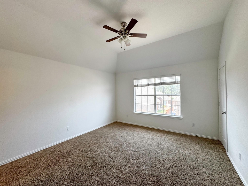 404 Barnstorm Drive - Photo 13