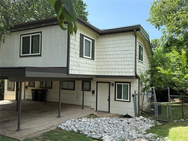 5301 Lovell Avenue - Photo 0