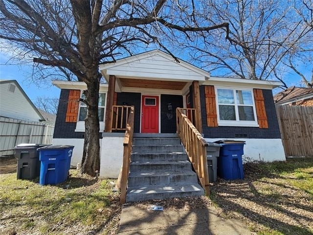 211 N Hampton Road - Photo 0