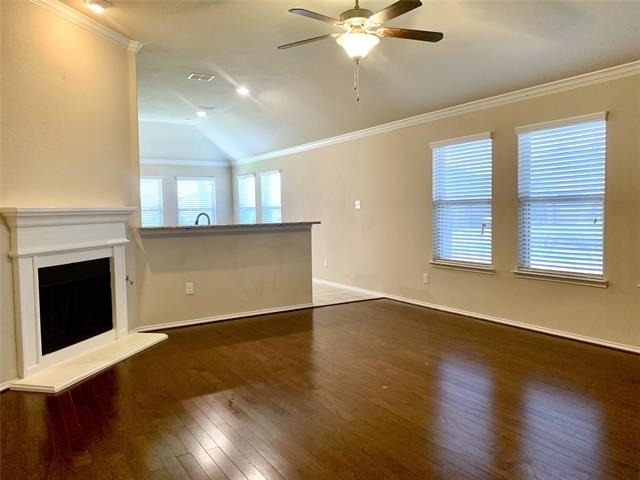 1300 Foxglove Lane - Photo 3