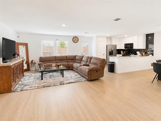 241 Adelina Drive - Photo 3