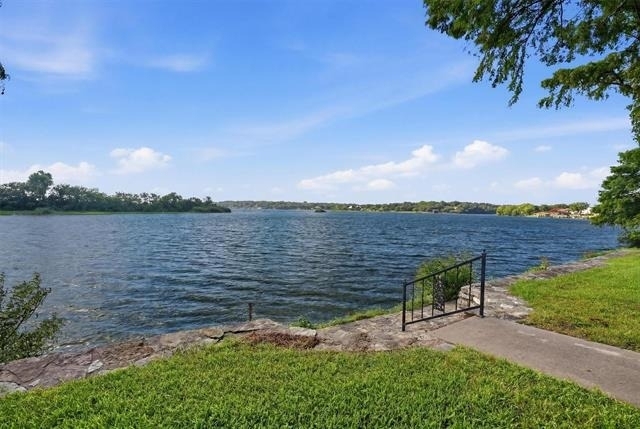 3218 Sunrise Court - Photo 32