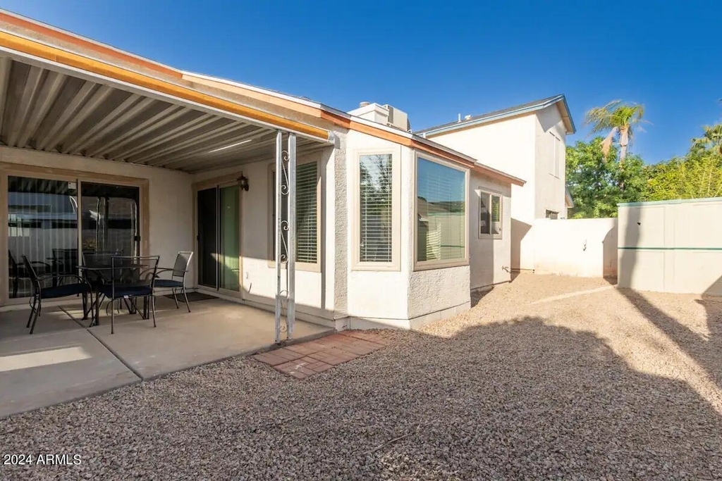 8759 W Grovers Avenue - Photo 23